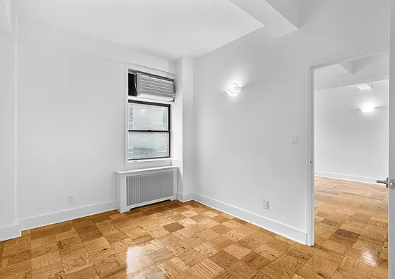 Rented by Mirador Real Estate | media 13