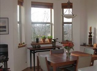 421 10th Ave, Baraboo, WI 53913