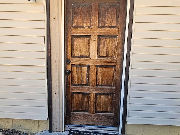 560 SW Paiute St #B — Photo 20