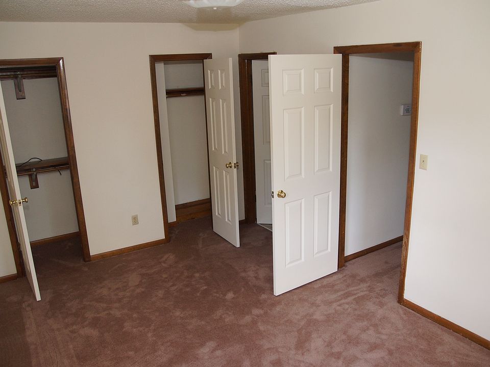 1st image of 125 N Fir Ave #A