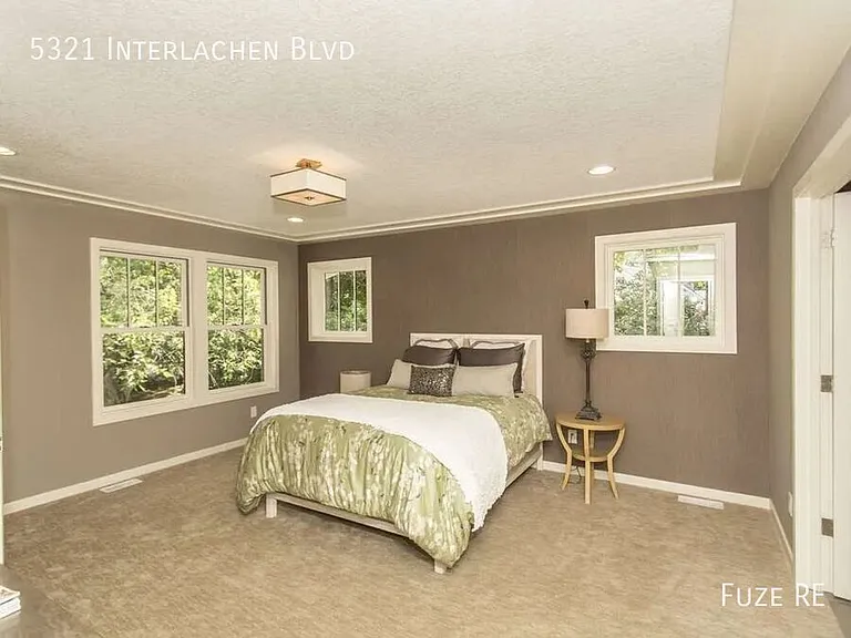 5321 Interlachen Blvd — Photo 16