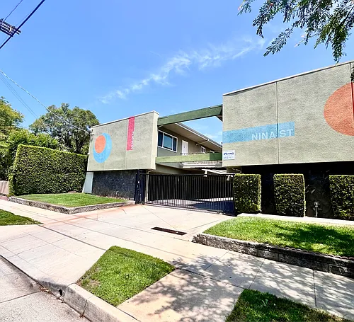 2835 Nina St #11 Photo 1