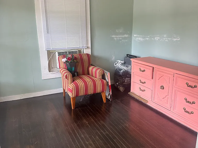 3220 Memorial Dr — Photo 18