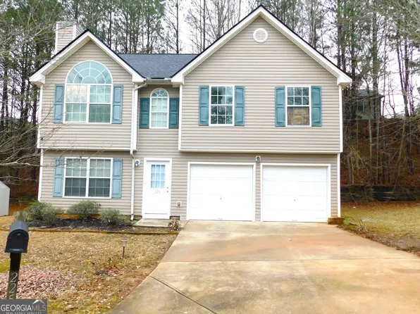 225 Laura Cir, College Park, GA 30349