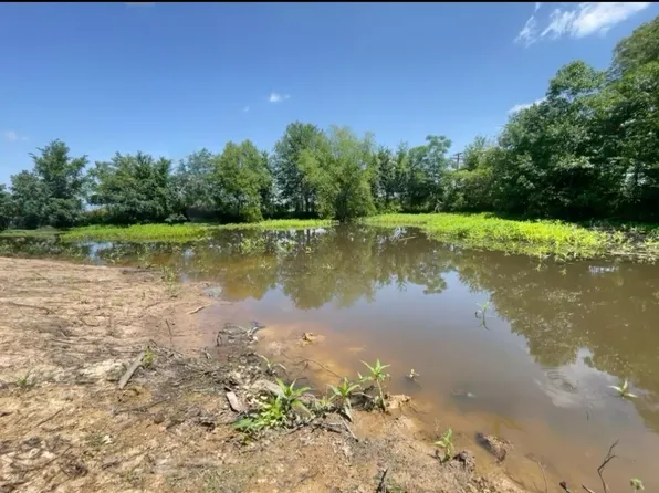 (undisclosed Address), Almyra, AR 72003