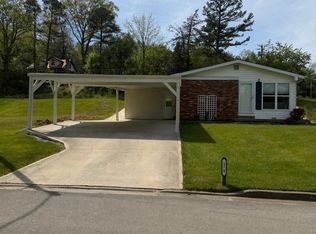 179 Troxel Dr, Oneida, TN 37841