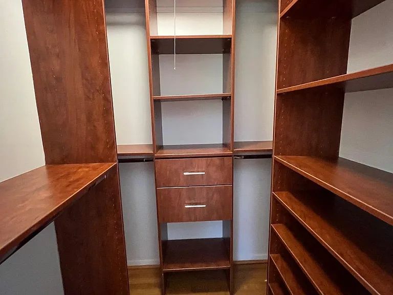 3440 Skyview Ter — Photo 32