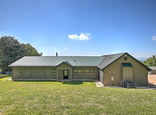 4537 Old Stage Rd, Kingsport, TN 37664