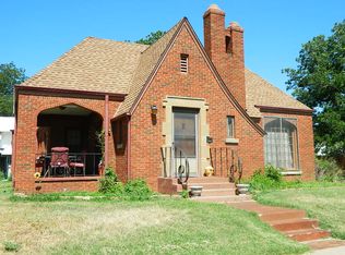400 S 8th St, Clinton, OK 73601