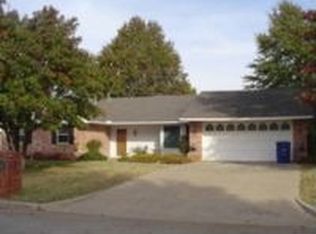 2201 Cardinal Ave, Duncan, OK 73533