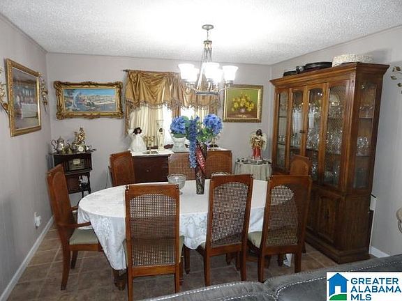 4th image of 2996 Sartain Dr