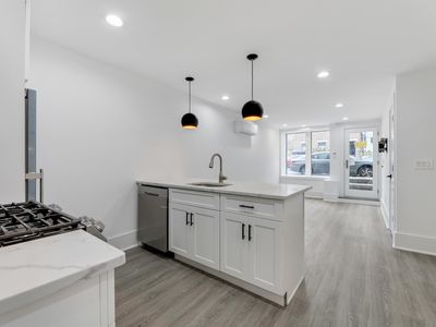 121 Coles St FLOOR 1, Jersey City, NJ, 07302