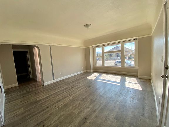 4th image of 1106 Lick Ave #1