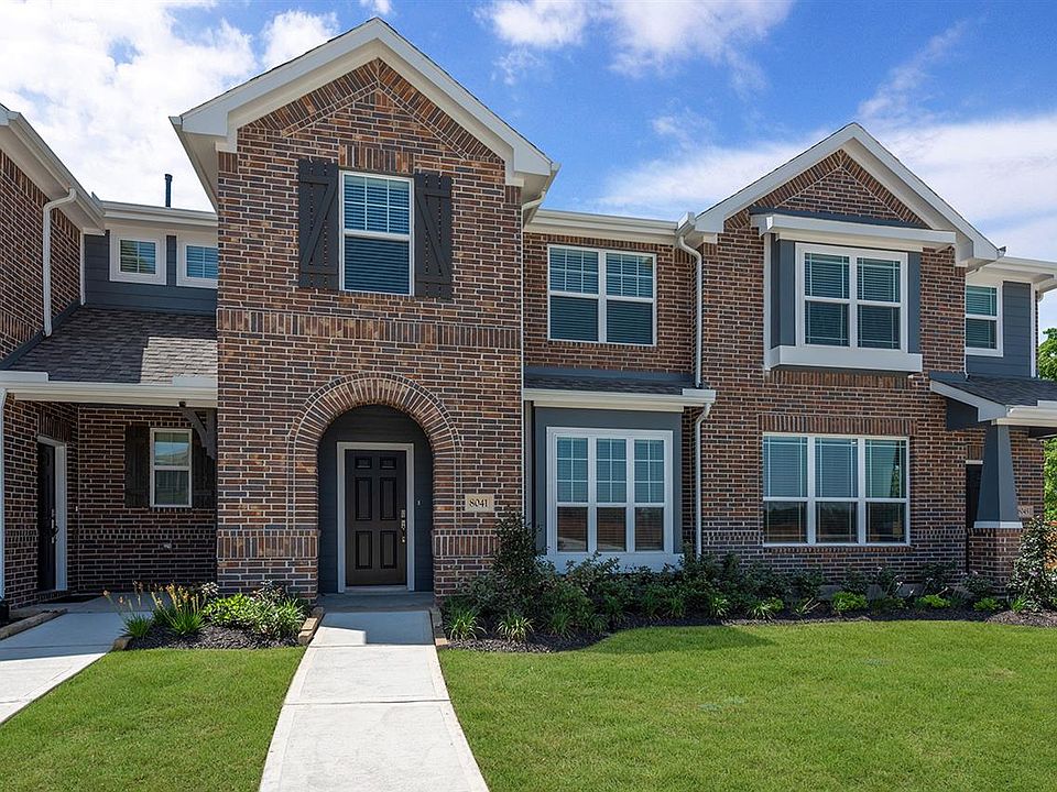 8041 Scanlan Trail