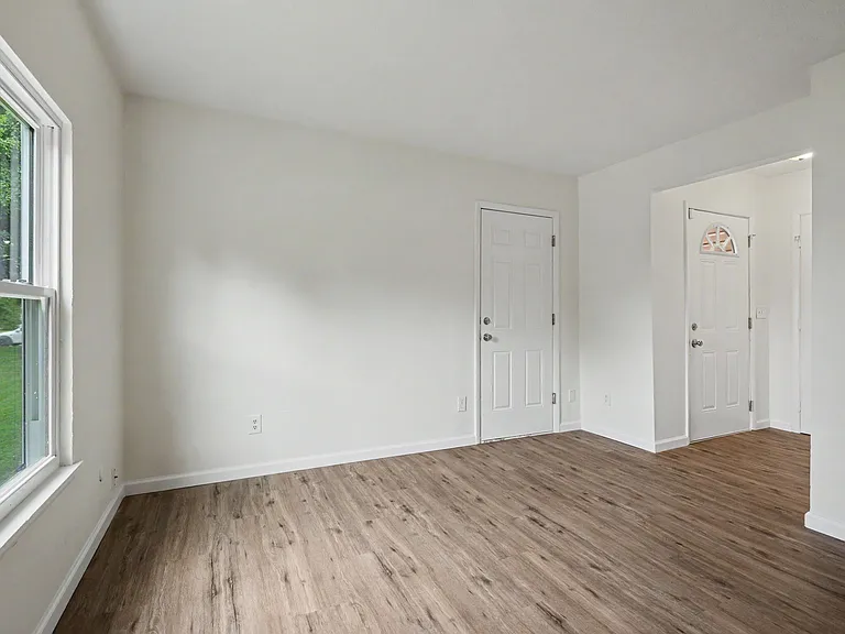 7711 Brams Hill Dr — Photo 26