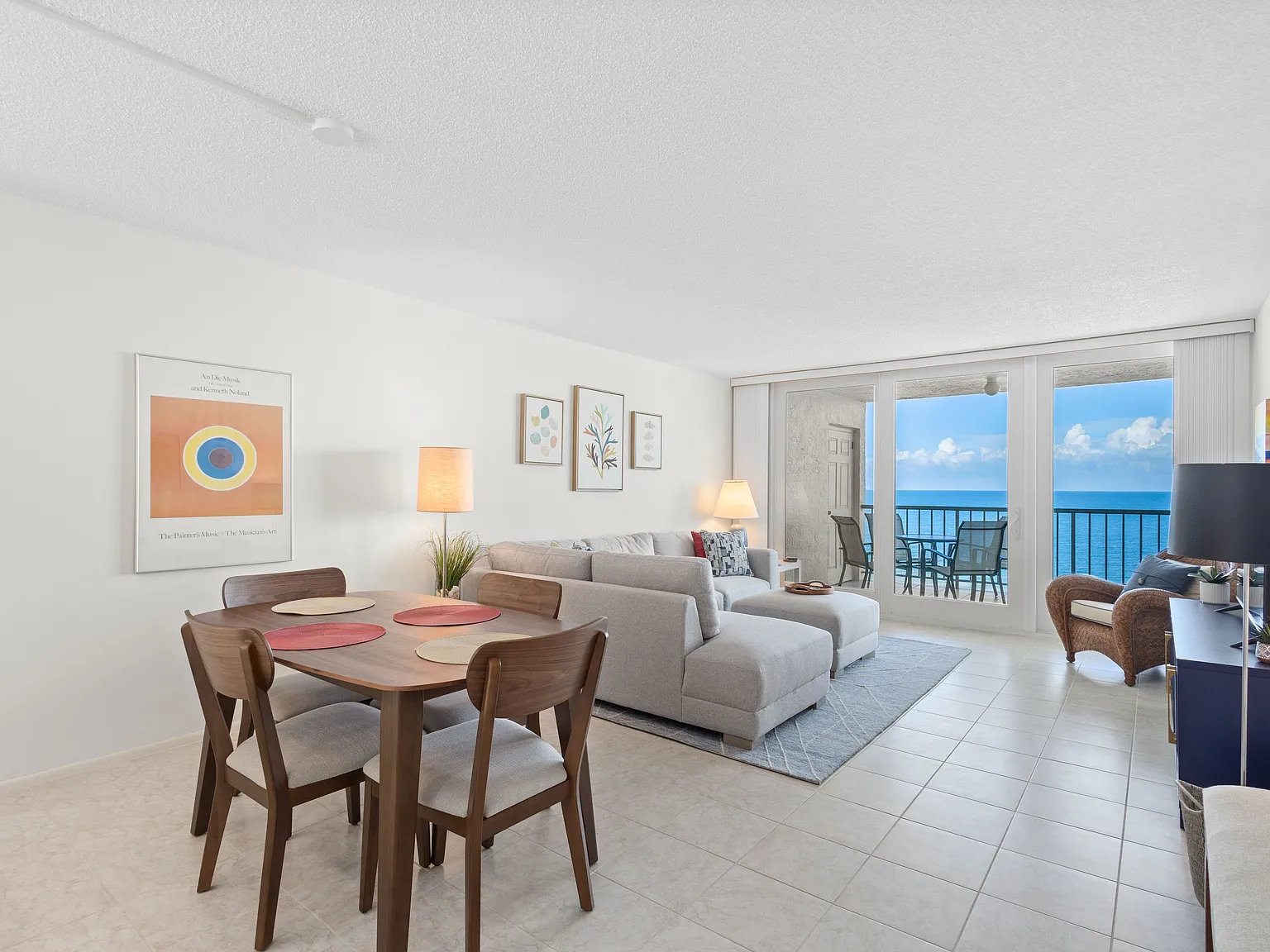 2 bed, 961 sqft, $13,500 — Photo 3