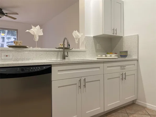 1809 Salerno Cir, Fort Lauderdale, FL 33327