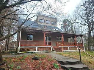 6 Ross Rd, Middlefield, CT 06455