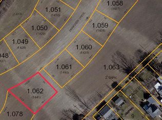 323 Parkview Dr, Bluffton, OH 45817