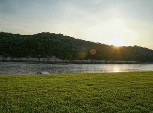 1151 Hardin Bottom River Rd, Clifton, TN 38425