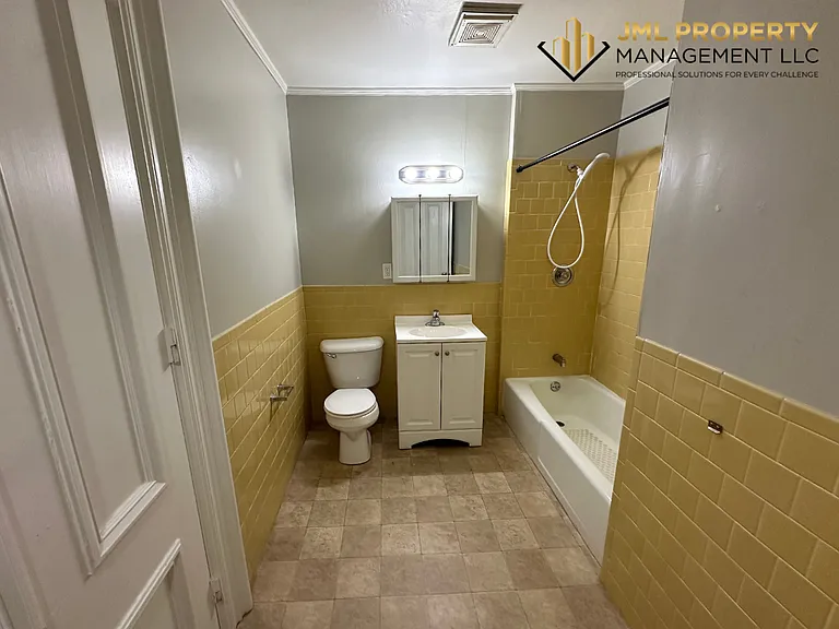 163 Winter St #2 — Photo 8