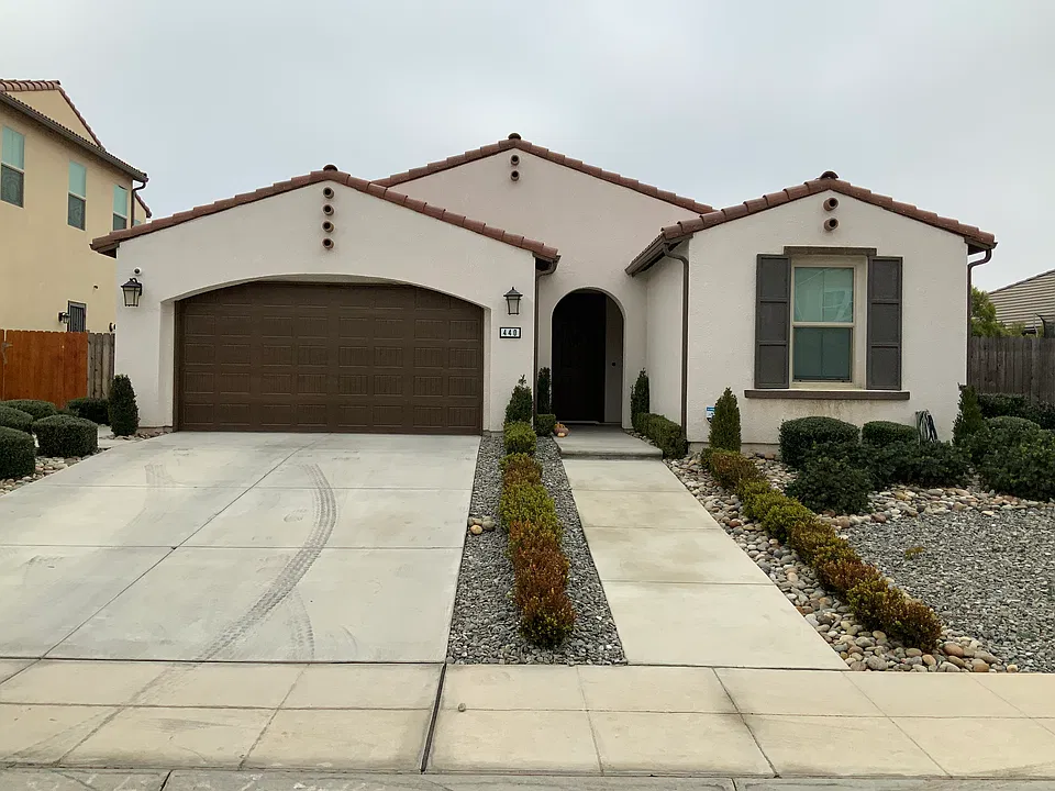 440 Expedition Way