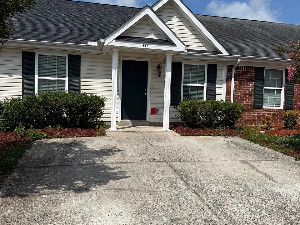 417 Flowing Creek Dr