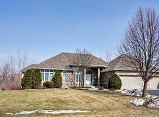 7730 Somerset Rd, Woodbury, MN 55125