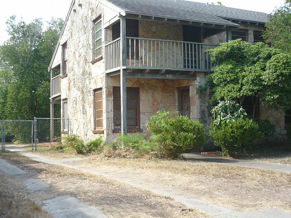 2nd image of 415 Del Mar Blvd
