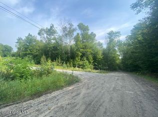 4 Woodland Ln, North Creek, NY 12853