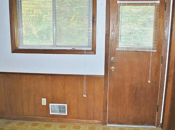 5th image of 1613-15 W 24th Ter