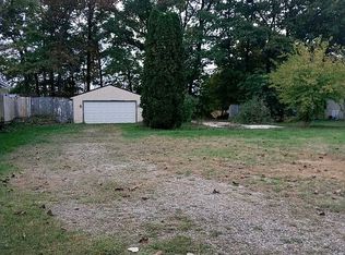 17168 Holly Shores Dr, Holly, MI 48442