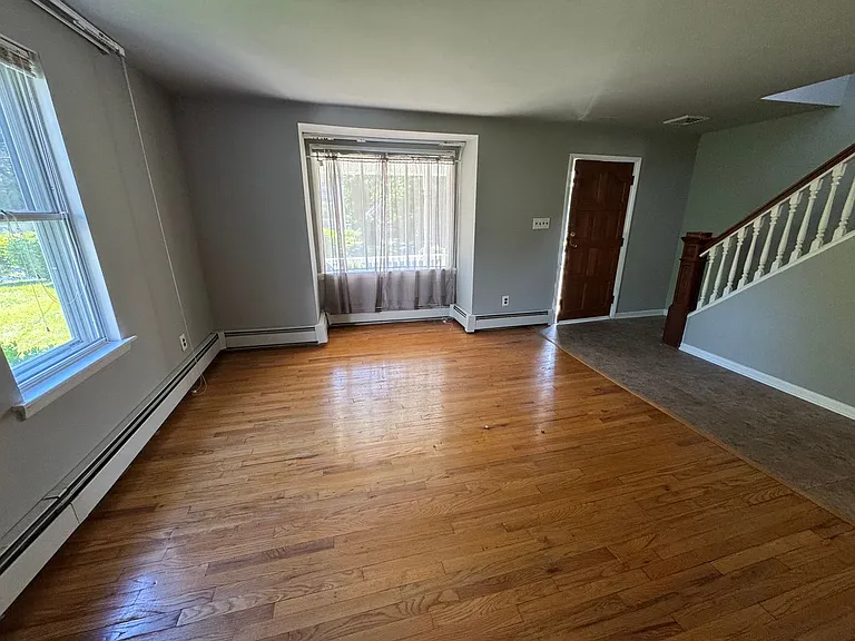 1131 Trewellyn Ave — Photo 6