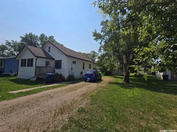 910 Pacific STREET, Grenfell, SK S0G 2B0