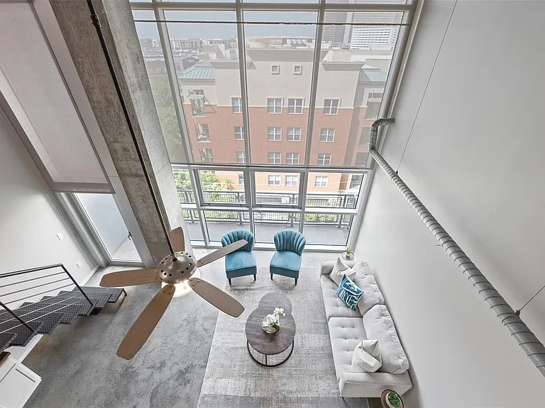 2000 Bagby St #7414 — Photo 9