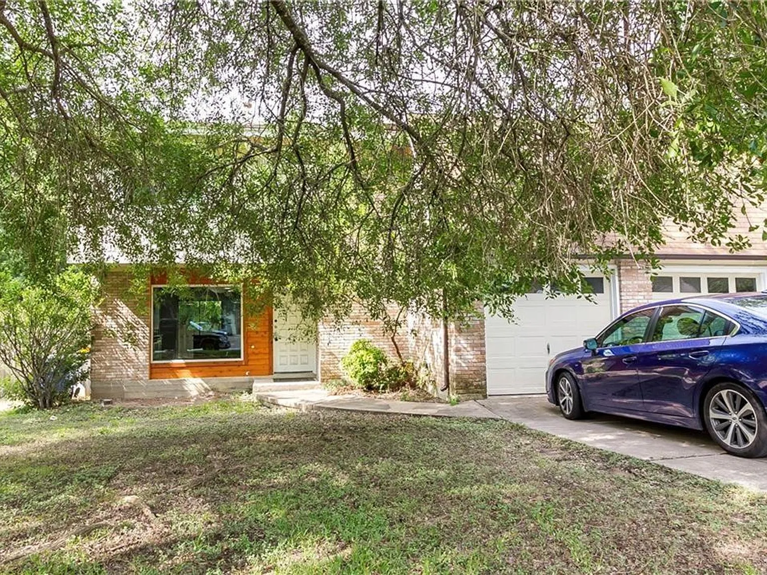 3901 Knollwood Dr 5/3 — Photo 2