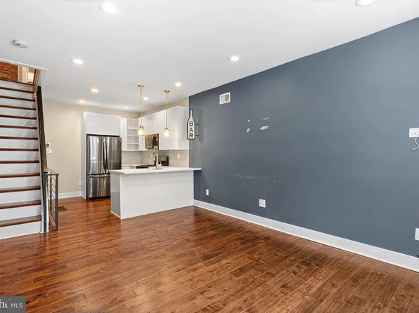 1233 N Lecount St, Philadelphia, PA 19121