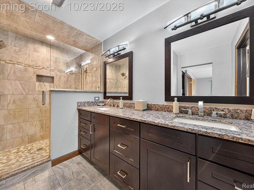 41 Hurondale Dr, photo 23