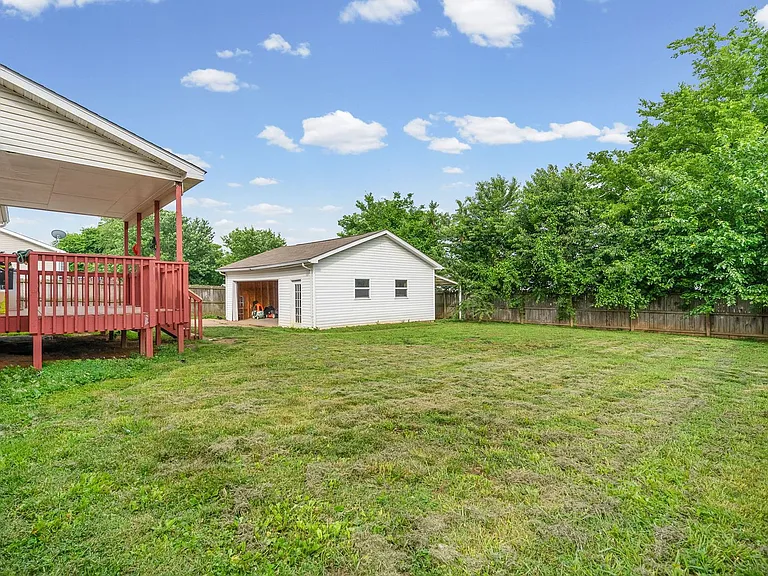 919 Van Buren Ave — Photo 30