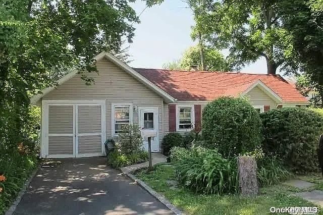 1st image of 22 Arrandale Ave