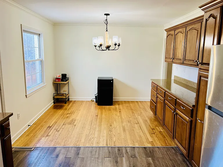 1813 Alpine Dr — Photo 6