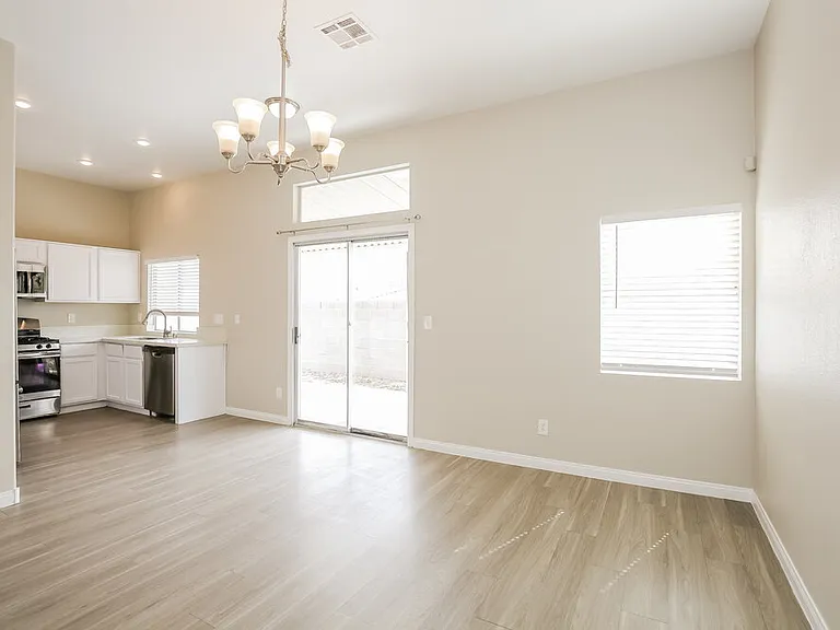 3219 Panamint Ct — Photo 6