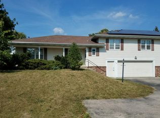 1012 N Gammon Rd, Madison, WI 53717