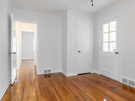5th image of 5139 Lynd Ave