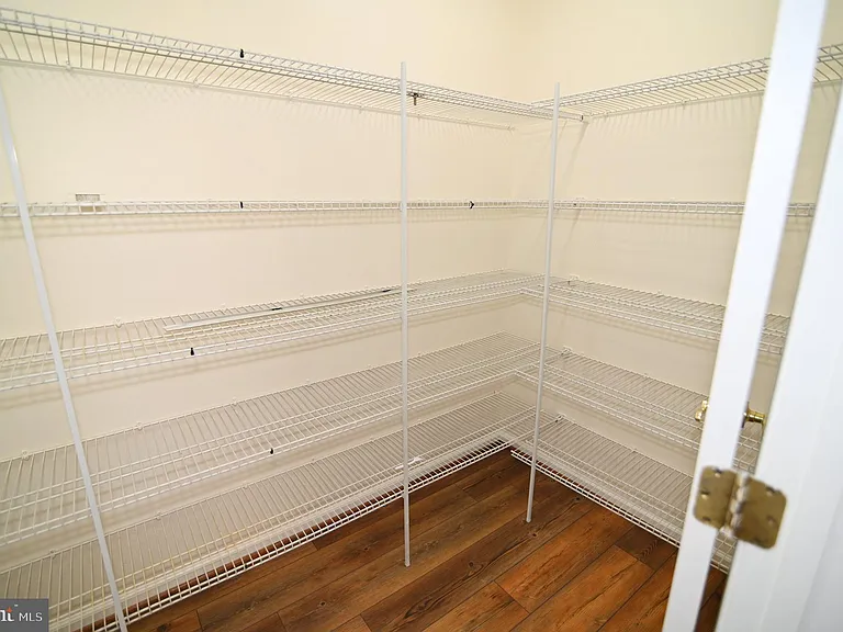 7001 Chaptico Ct — Photo 57