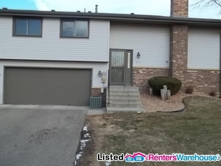 1st image of 617 Portland Pl