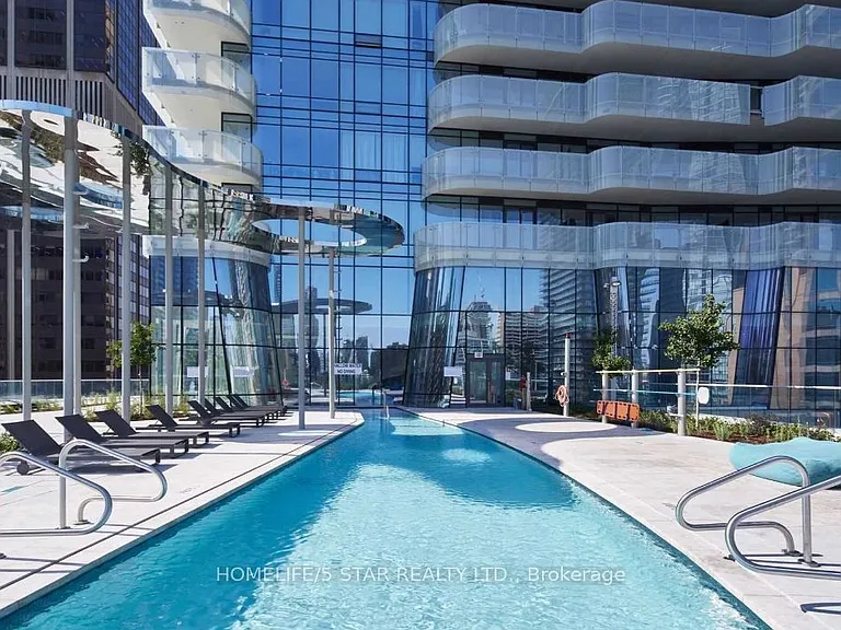 1 Bloor St E #4407 — Photo 27