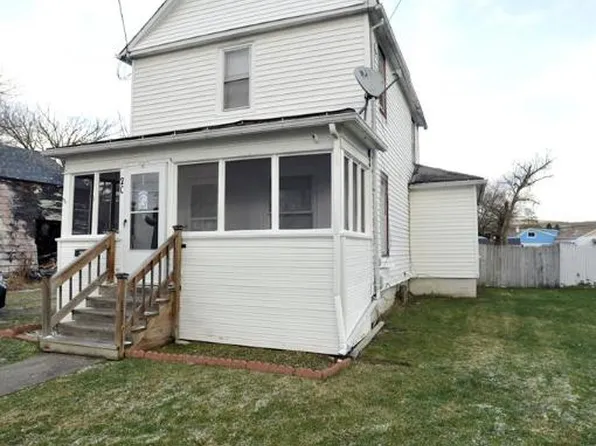 20 Clark St, Painted Post, NY 14870