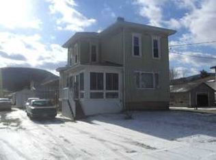 14 Walnut St, Canisteo, NY 14823