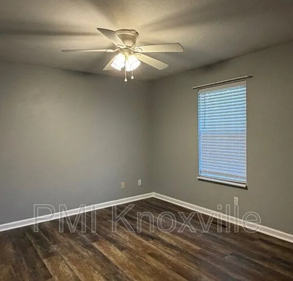 4136 Larigo Dr — Photo 38